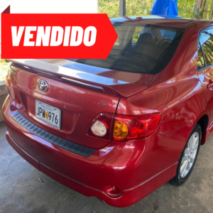 TOYOTA COROLLA  (2010)